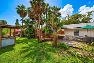 660 Linley St, Longboat Key, FL 34228 - Photo 33