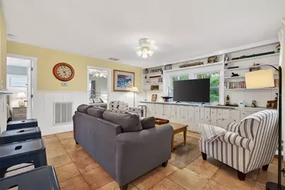 660 Linley Street, Longboat Key, FL 34228 - Photo 13