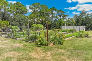 7565 Castle Dr, Sarasota, FL 34240 - Photo 49