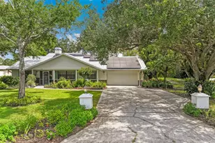 7565 Castle Dr, Sarasota, FL 34240 - Photo 5