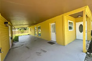 3335 Dudley St, Sarasota, FL 34235 - Photo 3