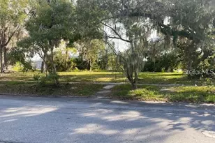 1406 15th St, Sarasota, FL 34236 - Photo 1