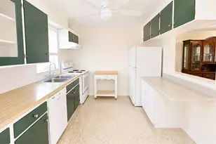 640 47th St, Sarasota, FL 34234 - Photo 5