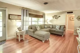 7609 Senrab Dr, Bradenton, FL 34209 - Photo 5