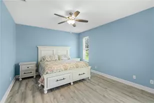 4211 Cascade Falls Dr, Sarasota, FL 34243 - Photo 15