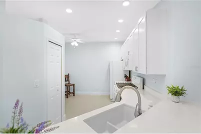 4211 Cascade Falls Drive, Sarasota, FL 34243 - Photo 11