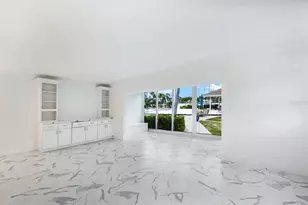 222 Harbour Dr, Naples, FL 34103 - Photo 7