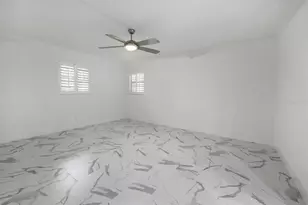 222 Harbour Dr, Naples, FL 34103 - Photo 47