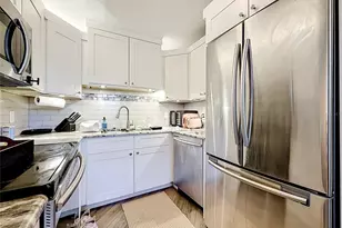 4050 4th St N, Saint Petersburg, FL 33703 - Photo 7