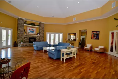 5621 Bidwell Parkway #202, Sarasota, FL 34233 - Photo 25