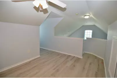 5621 Bidwell Parkway #202, Sarasota, FL 34233 - Photo 19
