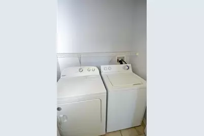5621 Bidwell Parkway #202, Sarasota, FL 34233 - Photo 23