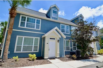 5621 Bidwell Parkway #202, Sarasota, FL 34233 - Photo 1