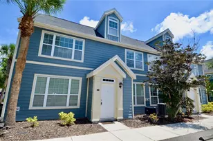 5621 Bidwell Pkwy, Sarasota, FL 34233 - Photo 1