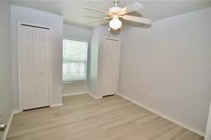 5621 Bidwell Pkwy, Sarasota, FL 34233 - Photo 15