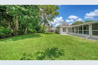 2465 Foster Lane, Sarasota, FL 34239 - Photo 41