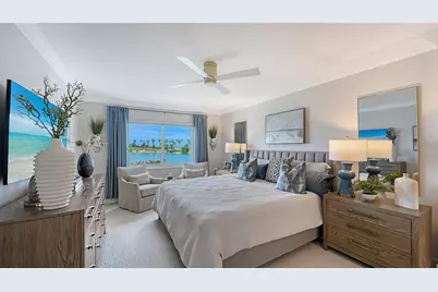 174 Golden Gate Point #22, Sarasota, FL 34236 - Photo 17