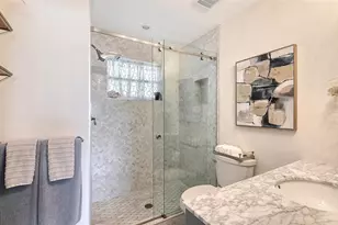 174 Golden Gate Point, Sarasota, FL 34236 - Photo 21