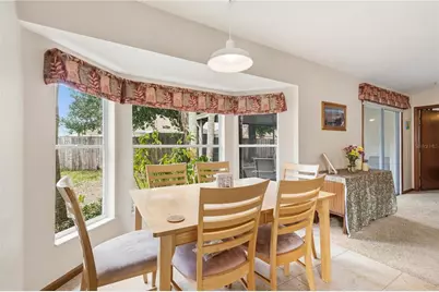 6937 42nd Court E, Sarasota, FL 34243 - Photo 11