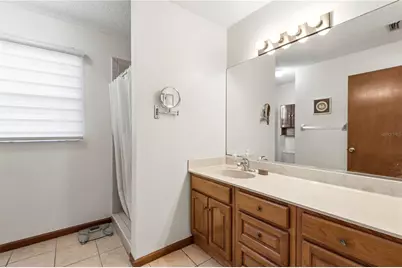 6937 42nd Court E, Sarasota, FL 34243 - Photo 23