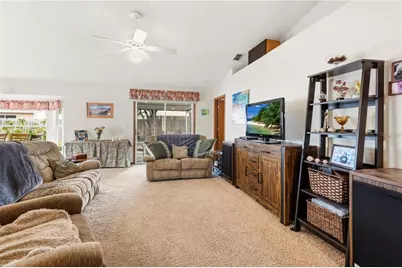 6937 42nd Court E, Sarasota, FL 34243 - Photo 5