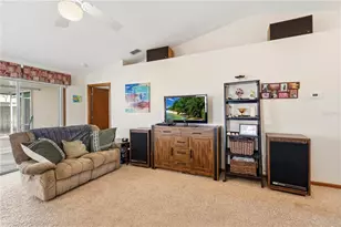 6937 42nd Ct E, Sarasota, FL 34243 - Photo 9