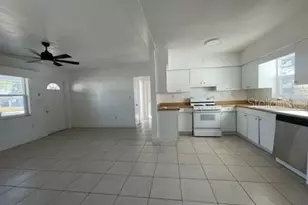 331 51st St Ct W, Palmetto, FL 34221 - Photo 3