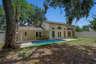 1005 Greystone Ln, Sarasota, FL 34232 - Photo 9