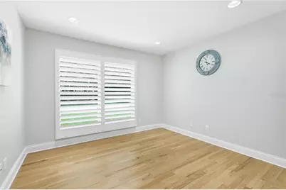 662 Apalachee Circle NE, Saint Petersburg, FL 33702 - Photo 25