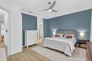 5821 Ferrara Dr, Sarasota, FL 34238 - Photo 19