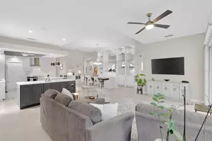 5821 Ferrara Dr, Sarasota, FL 34238 - Photo 17