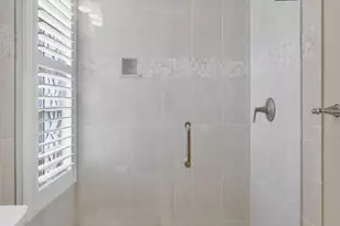 5821 Ferrara Dr, Sarasota, FL 34238 - Photo 29