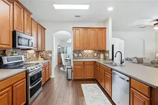 8839 39th St Cir E, Parrish, FL 34219 - Photo 11