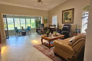 3902 Wilshire Dr, Sarasota, FL 34238 - Photo 15