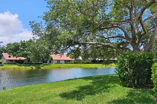 3902 Wilshire Dr, Sarasota, FL 34238 - Photo 35