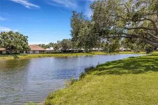 3902 Wilshire Dr, Sarasota, FL 34238 - Photo 37