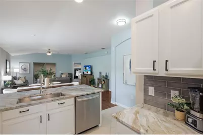 6110 Blue Runner Court, Bradenton, FL 34202 - Photo 9