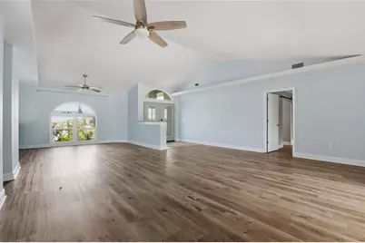 5207 86th Street Court W, Bradenton, FL 34210 - Photo 7