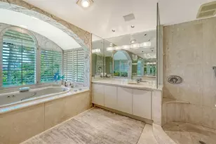 321 Lookout Point Dr, Osprey, FL 34229 - Photo 23
