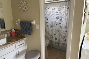 668 Park Cir, Bradenton, FL 34207 - Photo 7