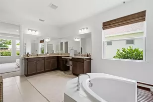 16508 Star Grass Cir, Bradenton, FL 34211 - Photo 5
