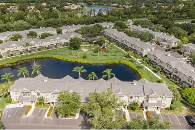 7633 Plantation Circle #7633, University Park, FL 34201 - Photo 3