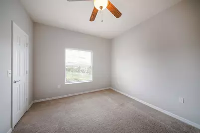 7633 Plantation Circle #7633, University Park, FL 34201 - Photo 23