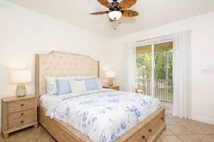 7919 Limestone Ln, Sarasota, FL 34233 - Photo 23