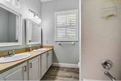 11909 Summer Meadow Drive, Lakewood Ranch, FL 34202 - Photo 33