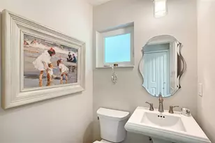 1631 Worrington St, Sarasota, FL 34231 - Photo 23