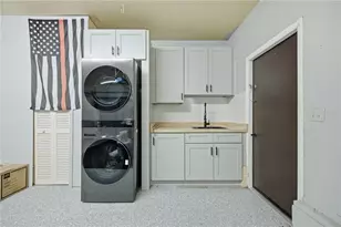 1964 Par Pl, Sarasota, FL 34240 - Photo 33