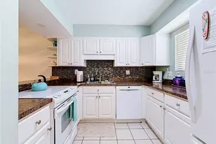 1801 Gulf Dr N, Bradenton Beach, FL 34217 - Photo 7