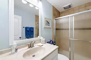 1801 Gulf Dr N, Bradenton Beach, FL 34217 - Photo 21