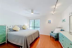 1801 Gulf Dr N, Bradenton Beach, FL 34217 - Photo 17